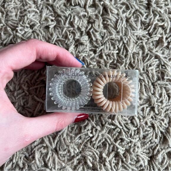 NEW! Haircare Sample Bundle - Picture 4 of 10